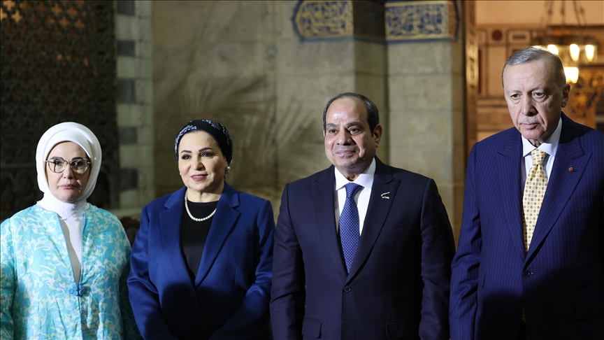 Turkish, Egyptian first ladies inspect Red Crescent's Gaza aid efforts