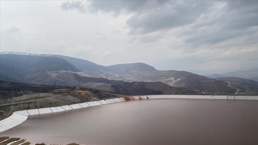 Erzincan'da "Toprak kayması sonucu siyanürlü toprak Fırat Nehri'ne aktı" iddiası yalanlandı