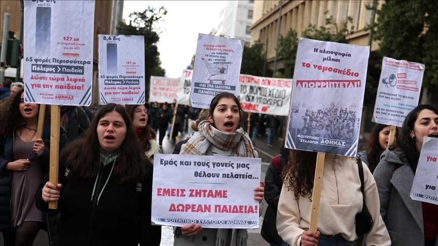 Government’s private university bill protested across Greece