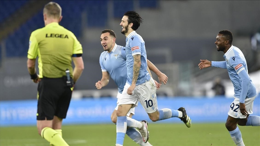 Lazio secures narrow win over 10-man Bayern Munich in Champions League Round of 16