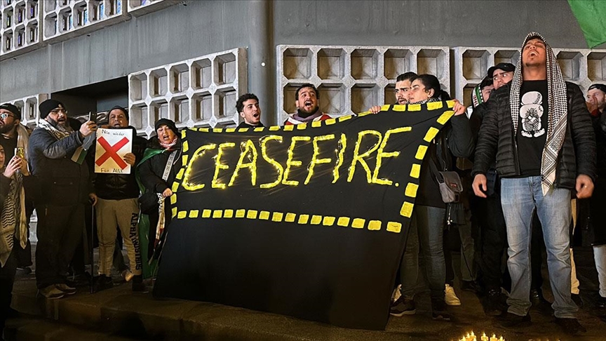 Berlin’de, İsrail’in Refah kentine yönelik saldırıları protesto edildi