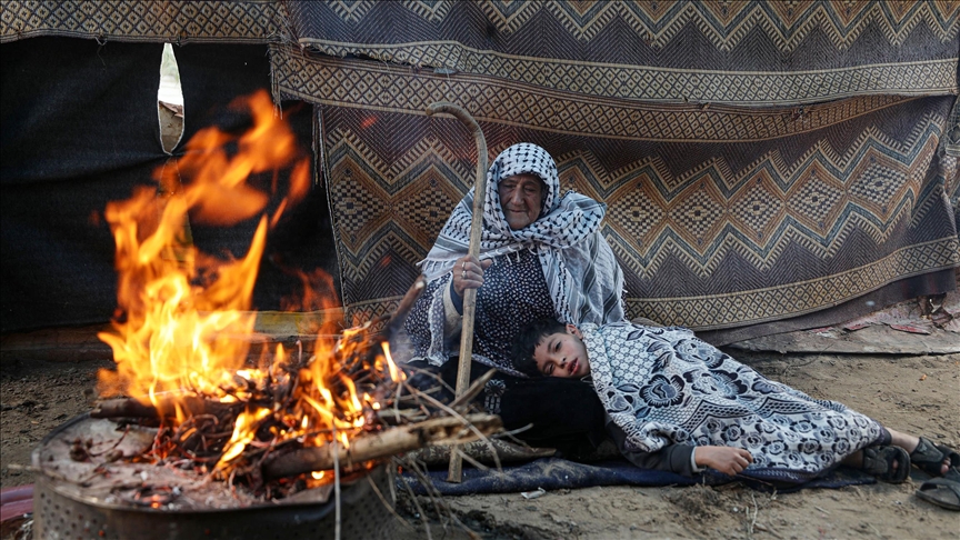 Amid Israeli raging war on Gaza, Palestinians turn to primitive ways of life
