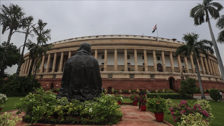 India's main opposition says accounts frozen ahead of elections