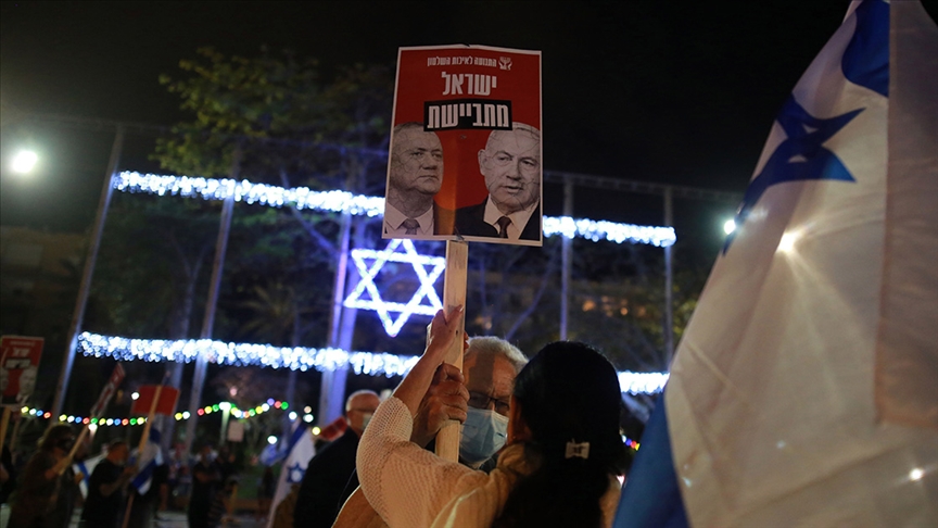İsrail'de yapılan ankete göre, seçim yapılırsa Gantz, Netanyahu'nun önüne geçiyor