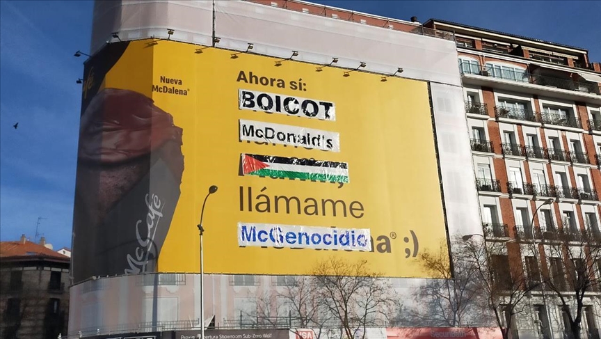 ‘McGenocide:’ Pro-Palestine activists in Madrid vandalize McDonald’s billboard
