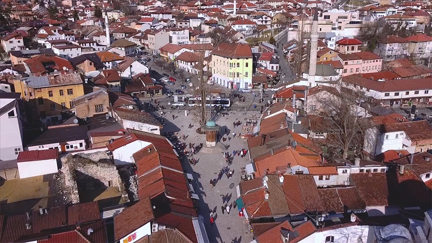 Bosna Hersek'in Osmanlı mirası çarşısındaki Sebil çeşmesi havadan görüntülendi
