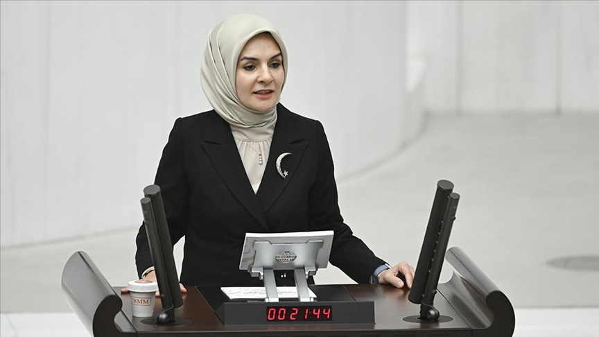 Bakan Göktaş'tan depremler sonrası kaybolan çocuklara ilişkin soru önergesine yanıt