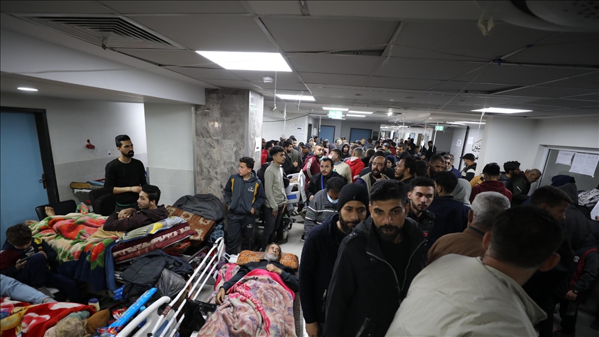 150 مريضا مكدسون في غرف بمستشفى ناصر دون رعاية