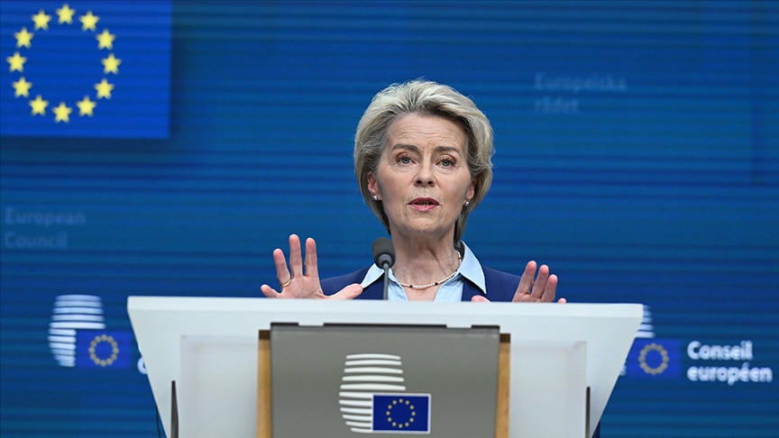 Alman siyasetçi von der Leyen, AB Komisyonu Başkanlığı için yeniden adaylığını açıkladı