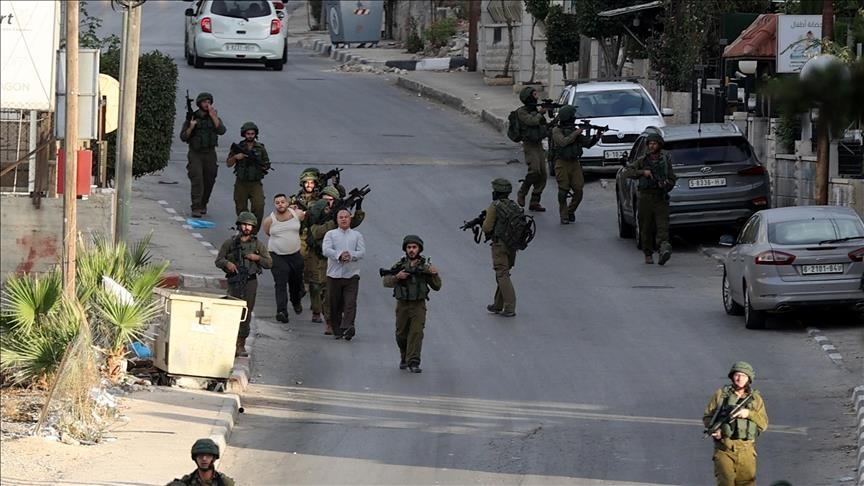 ارتفاع حصيلة معتقلي الضفة إلى 7120 فلسطينيا منذ 7 أكتوبر