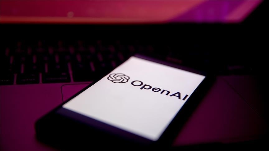 OpenAI contre Google : la guerre monte d’un cran pour la suprématie en intelligence artificielle