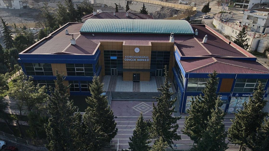 Depremde hayatını kaybeden 21 kişinin adı spor tesislerinde yaşatılacak