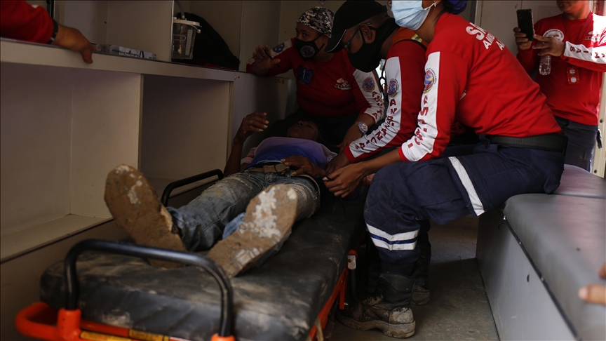 Venezuela'da yasa dışı altın madeninin çökmesi sonucu 30 kişi öldü