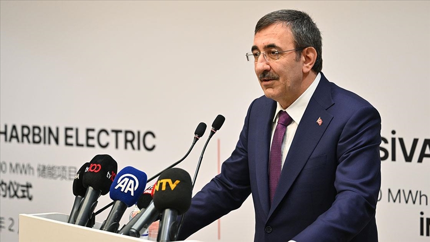 Cumhurbaşkanı Yardımcısı Yılmaz: Enerjide dışa bağımlılığımızı en alt düzeylere çekme gayreti içindeyiz