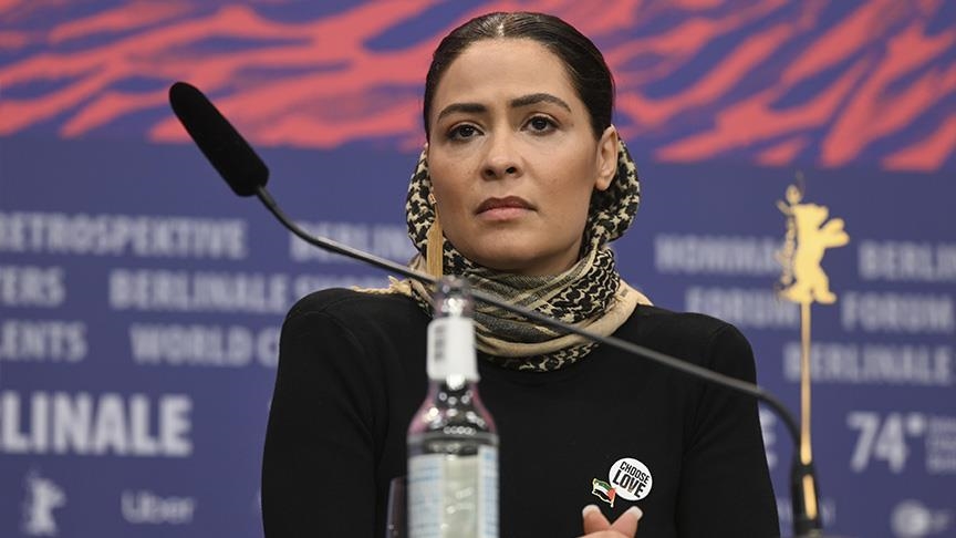 الممثلة ياسمين المصري تتضامن مع فلسطين بمهرجان برلين السينمائي