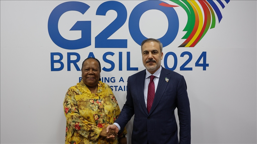 Turkish, South African foreign ministers discuss bilateral ties, regional issues