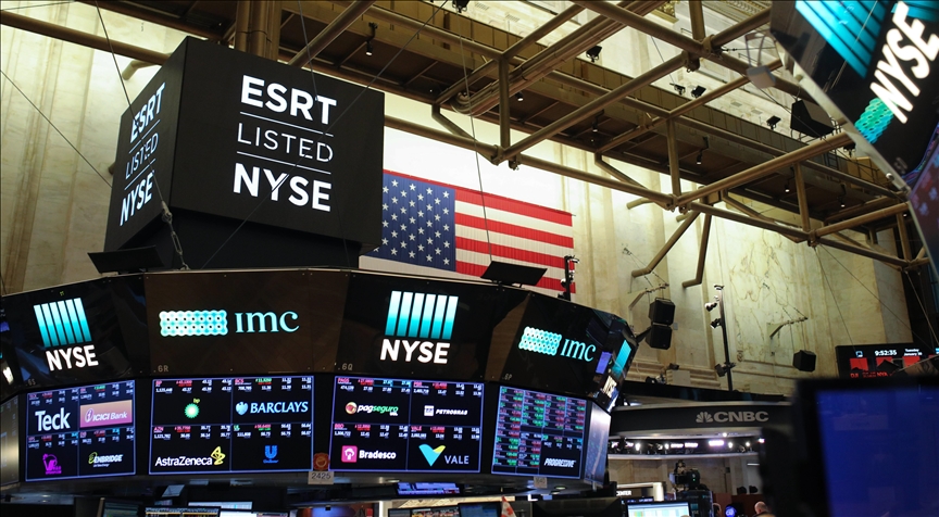 Dow, S&P close at new record highs