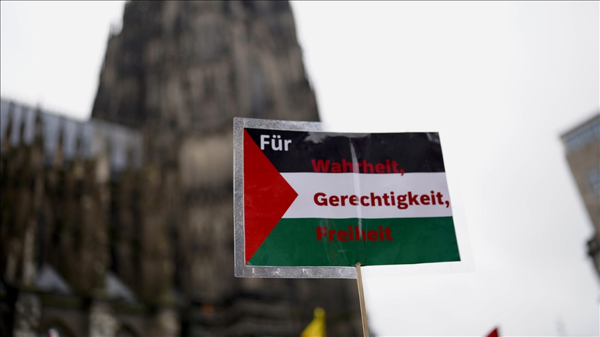 Gaza victims take legal action against German chancellor, other politicians