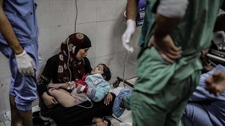 بعد قضائه شهرا بها.. طبيب مغربي يصف ما يجري في غزة بـ”وصمة عار”