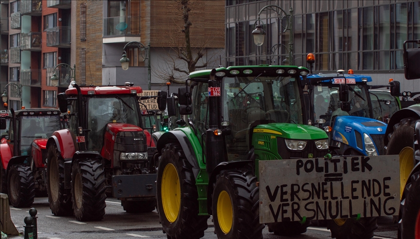 Bruxelles: Veliki protesti poljoprivrednika pred sastanak ministara poljoprivrede EU-a