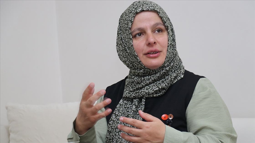 Dilek öğretmen, 28 Şubat sürecinde yaşadığı mağduriyeti anlattı