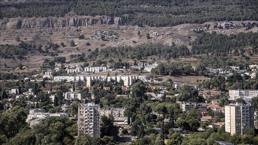 En riposte au raid israélien sur la région de Baalbeck, le Hezbollah cible la base de Meron dans le nord d’Israël 