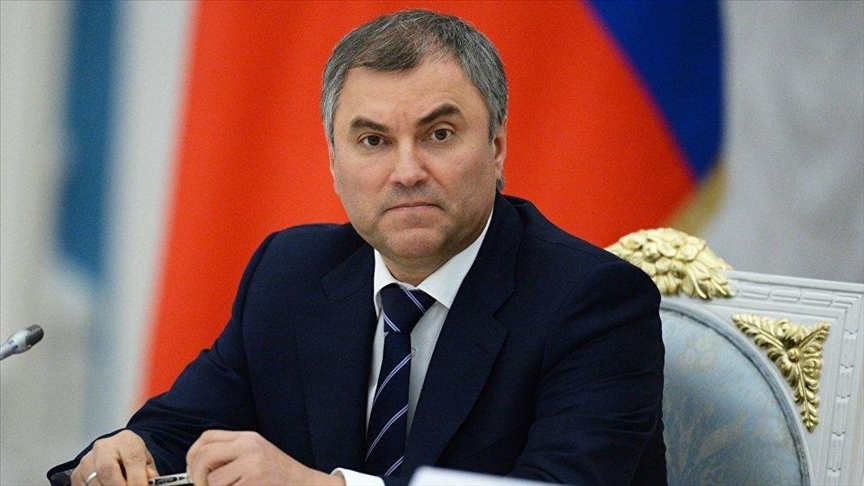 Председатель Госдумы РФ обвинил Макрона в попытках разжечь третью мировую войну