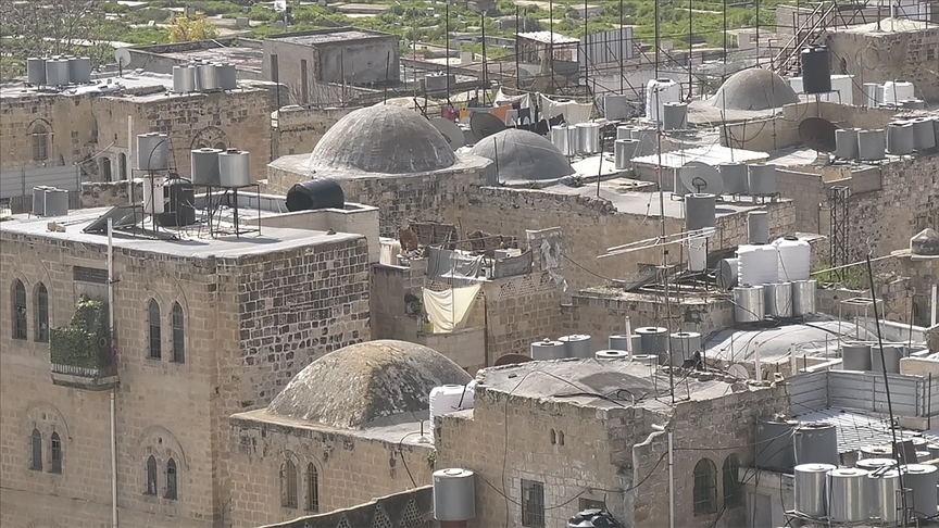 İsrail ordusu ve Yahudi yerleşimciler, El Halil'de Filistinlilere "nefes aldırmıyor"