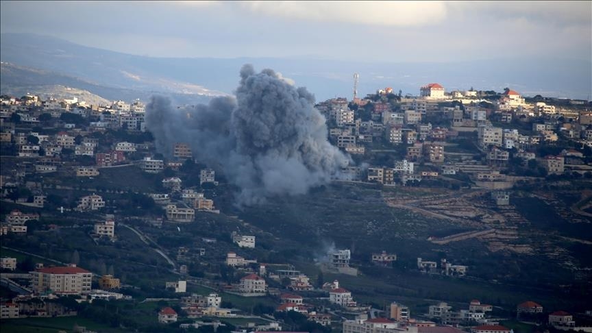 الجيش الإسرائيلي يغير على “أهداف” لحزب الله جنوب لبنان