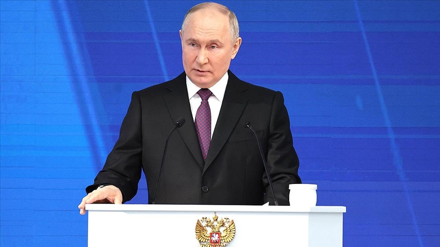 Putin: (Batı) Topraklarındaki hedefleri vurabileceğimiz silahlara sahip olduğumuzu anlamaları gerekiyor