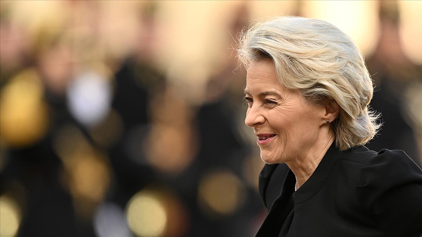 AB Komisyonu Başkanı von der Leyen'in kullanımı istisnai durumlarla sınırlı "özel jet" tercihi gündem oldu