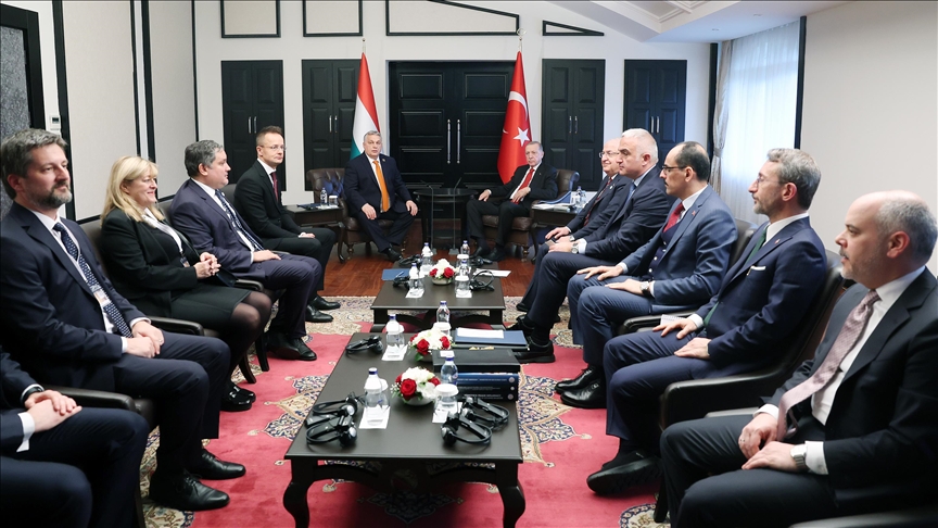 أردوغان وأوربان يبحثان العلاقات وتطورات غزة وأوكرانيا
