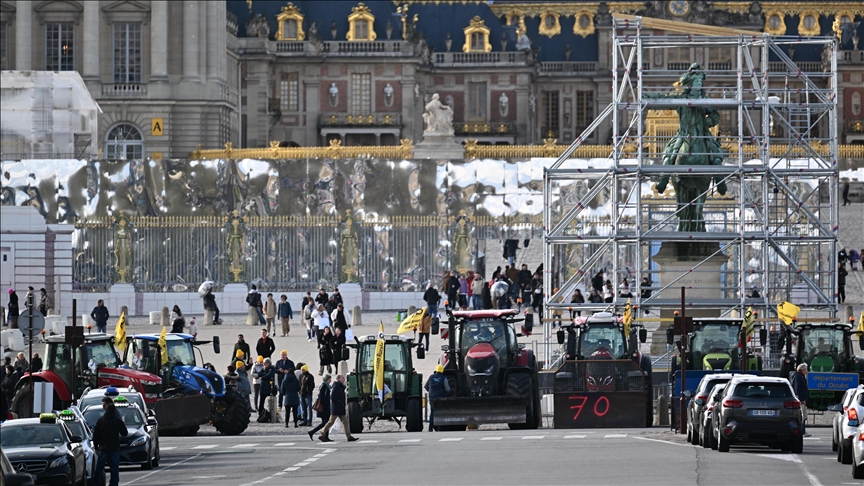 French farmers stage tractor protest at Versailles because of agricultural policies
