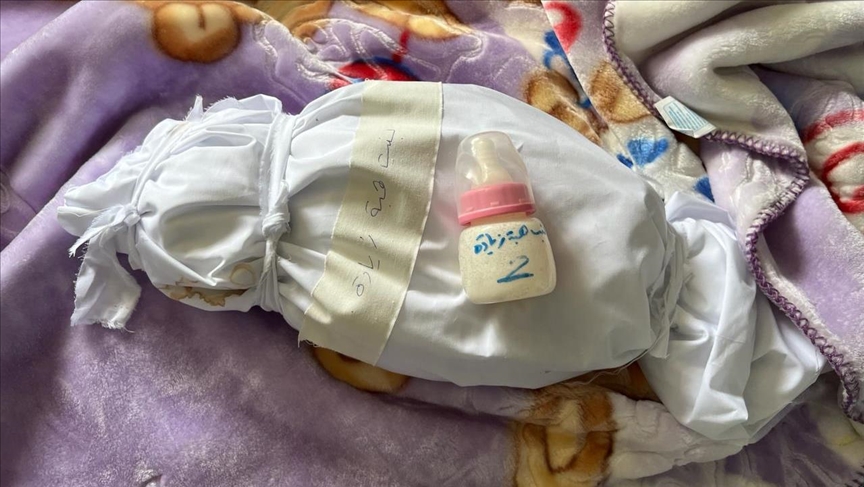 Al menos 15 niños mueren por deshidratación y desnutrición en hospital del norte de Gaza