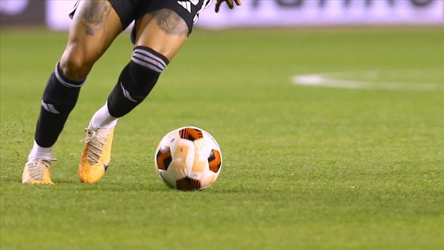 Bayer Leverkusen surges to German top-tier lead, moves 10 points clear of Bayern Munich