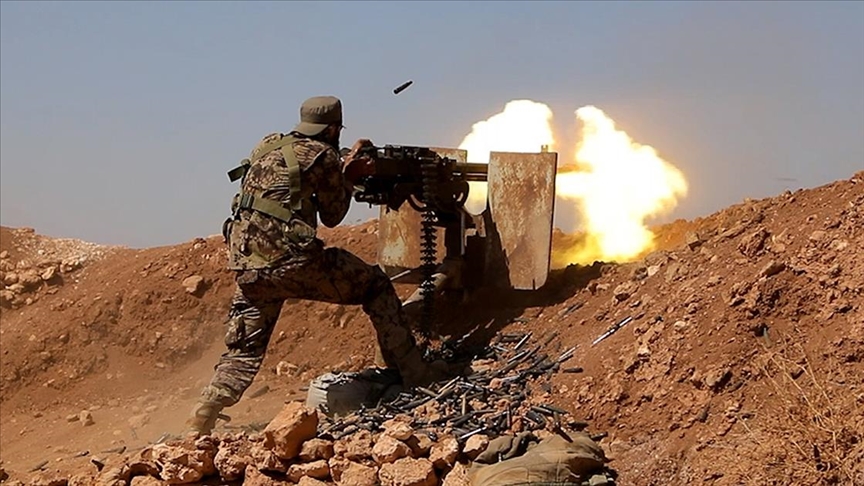 Deyrizor'da Arap aşiretleri ile ABD destekli terör örgütü PKK/YPG arasında şiddetli çatışmalar çıktı