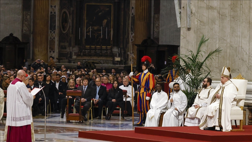 France: Le Vatican s’oppose à l’inscription de l’IVG dans la Constitution et pointe « un droit à supprimer une vie »