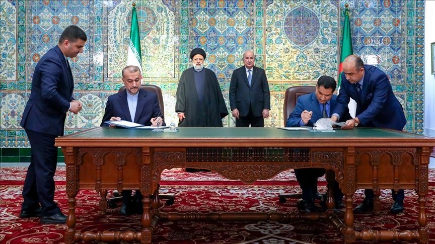 Algérie - Iran : Signature de cinq mémorandums d'entente