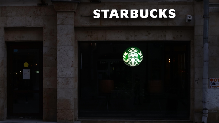 Kahve zinciri Starbucks boykotlar nedeniyle Orta Doğu’daki mağazalarında işten çıkarmalara gidiyor