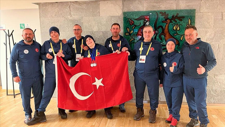 Özel milli sporcular, VIRTUS Dünya ve Avrupa Kayak Şampiyonası'nda 9 madalya kazandı