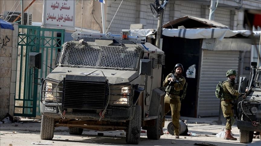 Israel arrests 40 more Palestinians in West Bank raids