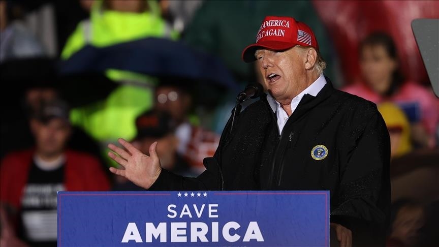 Trump calls for debate with Biden