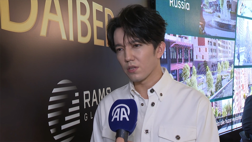 Kazak müzisyen Dimash Qudaibergen 24 Mayıs'ta Beşiktaş Stadyumu'nda konser verecek