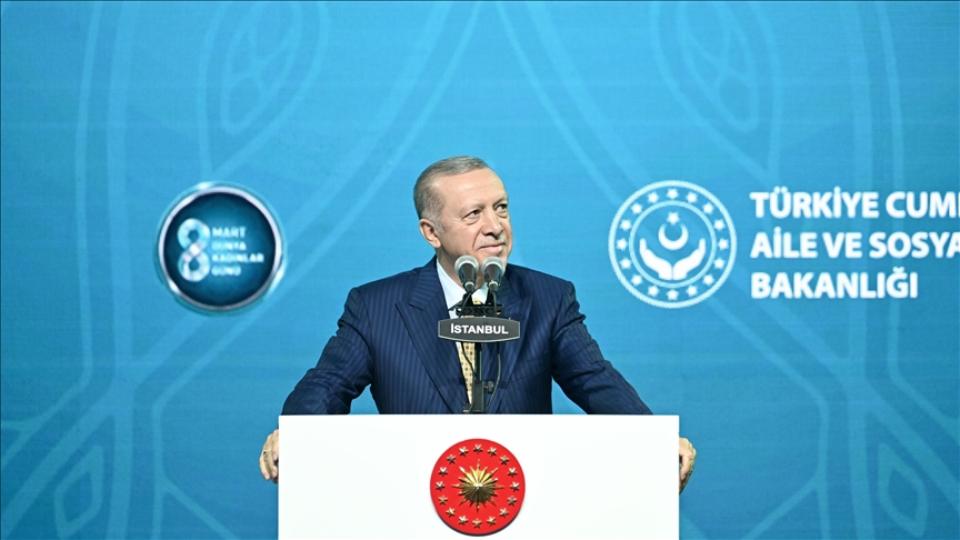 أردوغان ينتقد ازدواجية المعايير في التعامل مع الإبادة بغزة