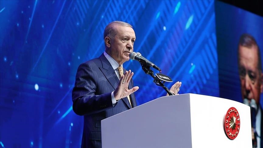 أردوغان يدعو الإنسانية للتحرك ضد “الإبادة الجماعية” في غزة