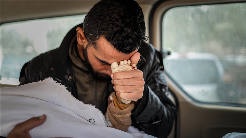 İsrail'in Nasır Hastanesindeki bebekleri ölüme ve çürümeye terk ettiği olayın görgü tanığı AA'ya konuştu