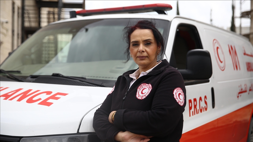 1st female Palestinian ambulance driver greets fellow women in Gaza on Women’s Day