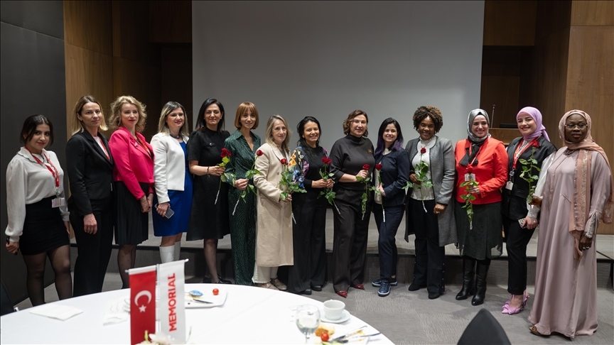Spouses of envoys in Ankara informed about women's health issues