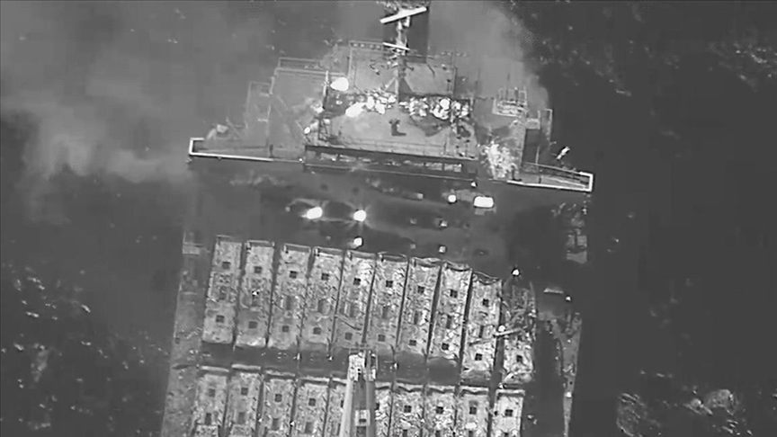“الحوثي” تعلن استهداف سفينة ومدمرات أمريكية بالبحر الأحمر وخليج عدن