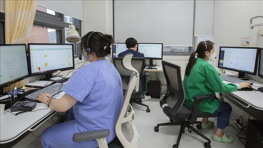 South Korea likely to suspend medical licenses of protesting trainee doctors from next week